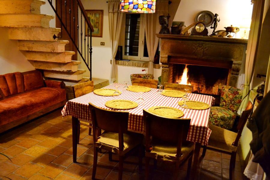 ホテルAgriturismo La Sorgente Di Nepi エクステリア 写真