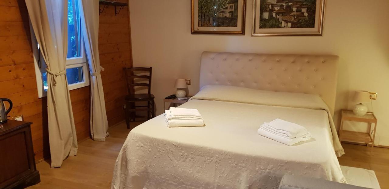 ホテルAgriturismo La Sorgente Di Nepi エクステリア 写真